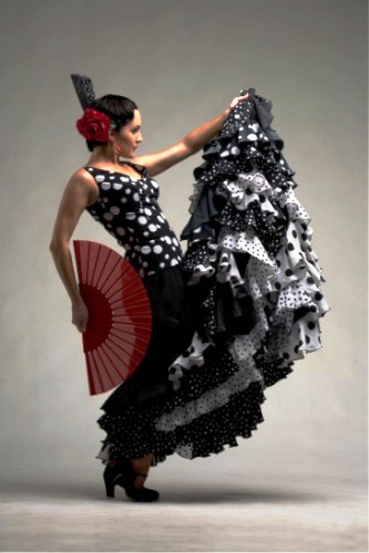 Танец фламенко костюм